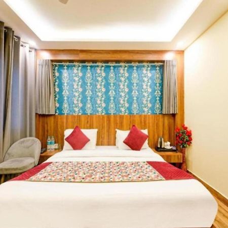 Hotel Vijaydeep Palace Near Delhi Airport Нью-Делі Екстер'єр фото