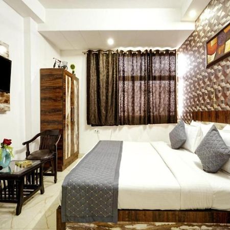 Hotel Vijaydeep Palace Near Delhi Airport Нью-Делі Екстер'єр фото