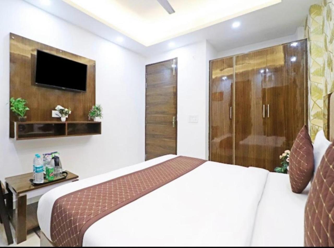 Hotel Vijaydeep Palace Near Delhi Airport Нью-Делі Екстер'єр фото