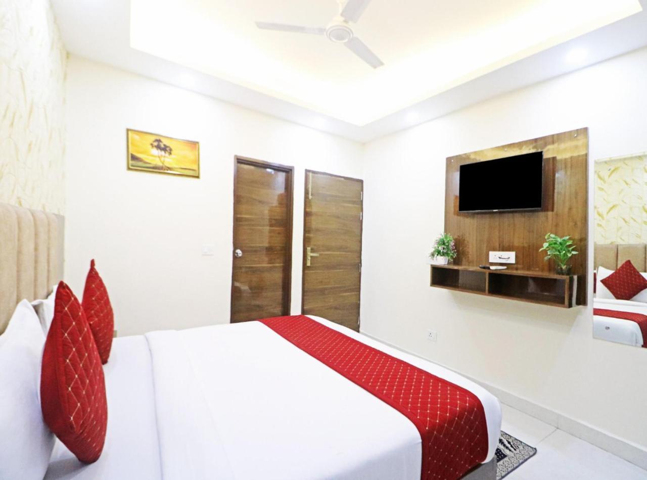 Hotel Vijaydeep Palace Near Delhi Airport Нью-Делі Екстер'єр фото