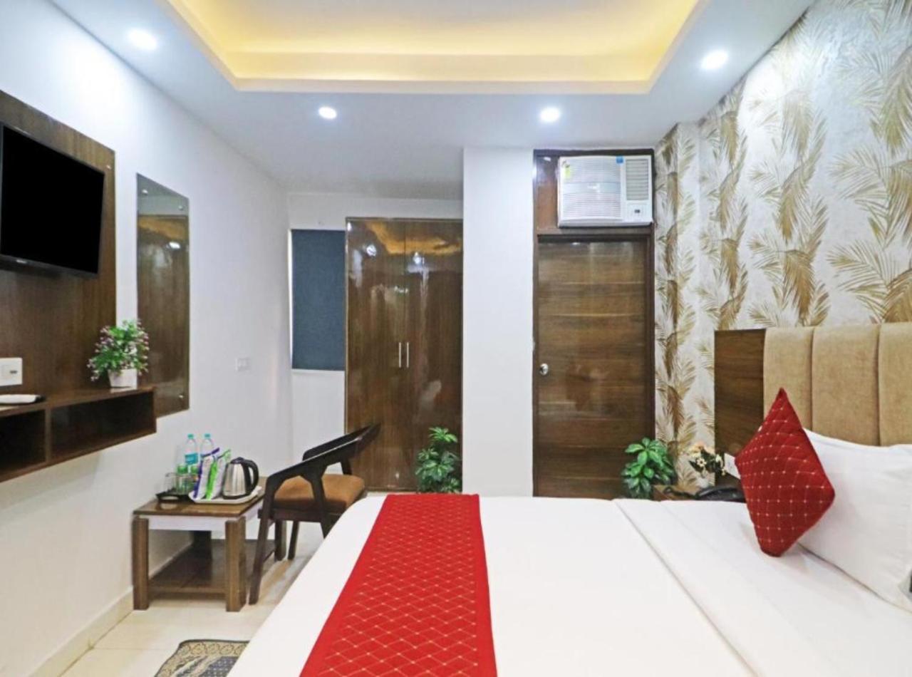 Hotel Vijaydeep Palace Near Delhi Airport Нью-Делі Екстер'єр фото
