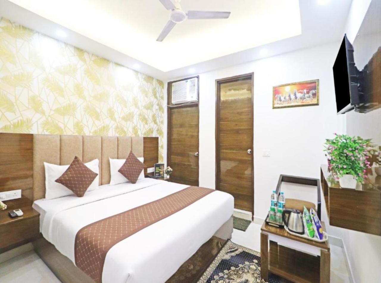 Hotel Vijaydeep Palace Near Delhi Airport Нью-Делі Екстер'єр фото